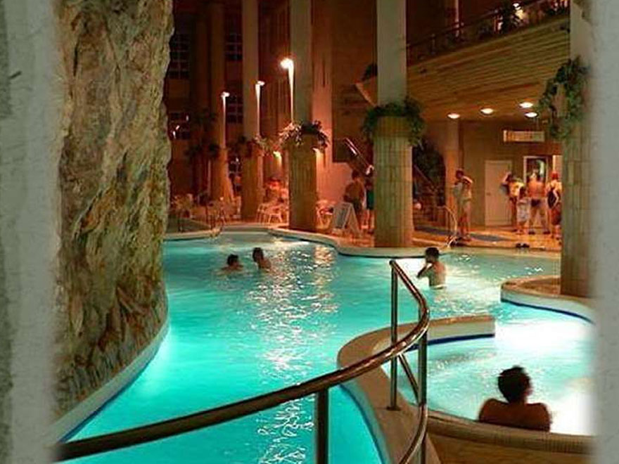 אטרקציות תיירותיות במתחם המערות - הופעה